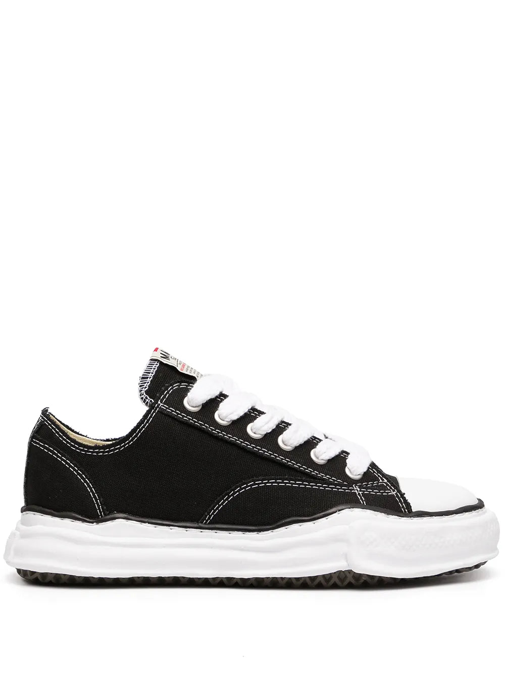 Sneakers 17