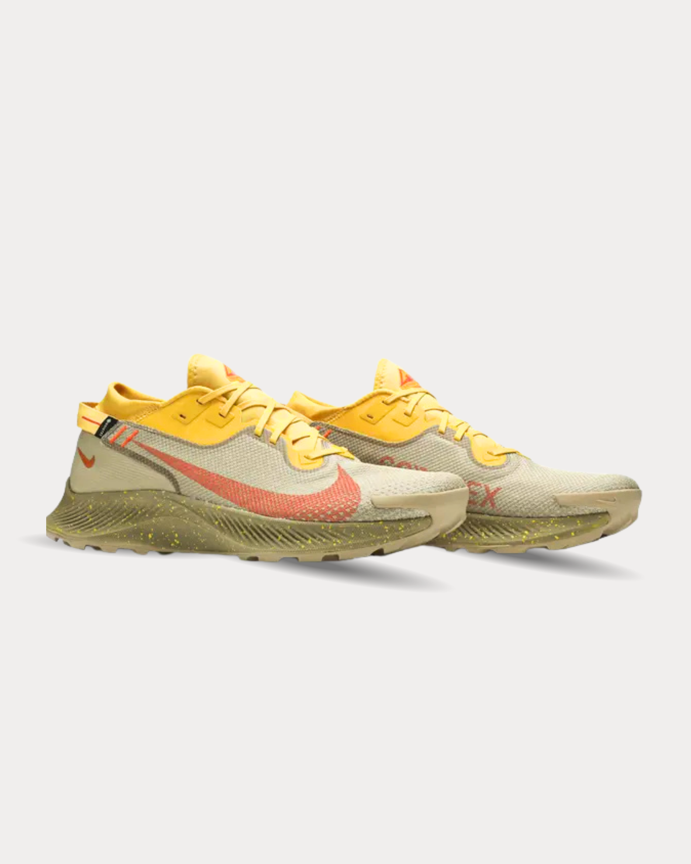 Nike - Pegasus Trail 2 GORE-TEX Dark Sulphur Running Shoes