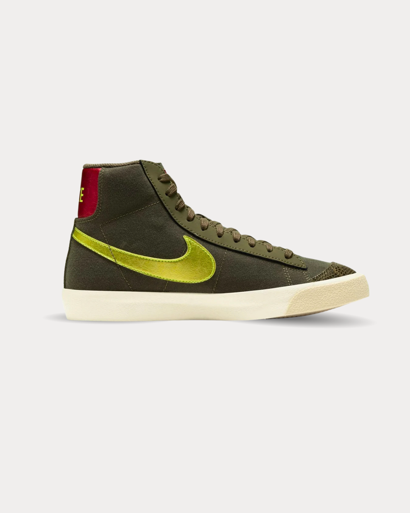 Nike - Blazer Mid ’77 leather Olive High Top Sneakers