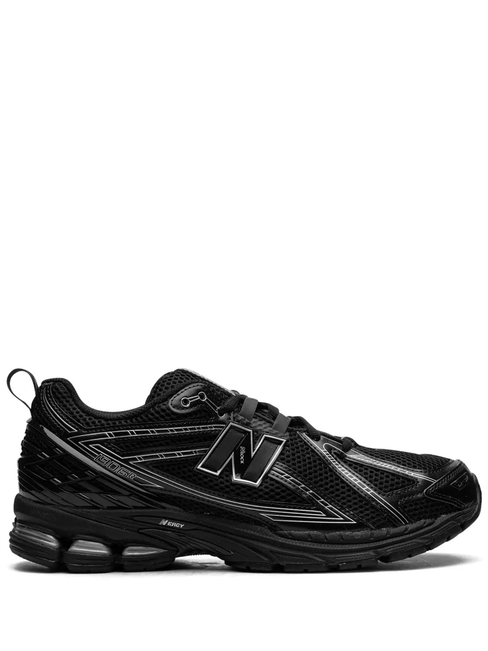 New Balance740 Triple Sneakers 11