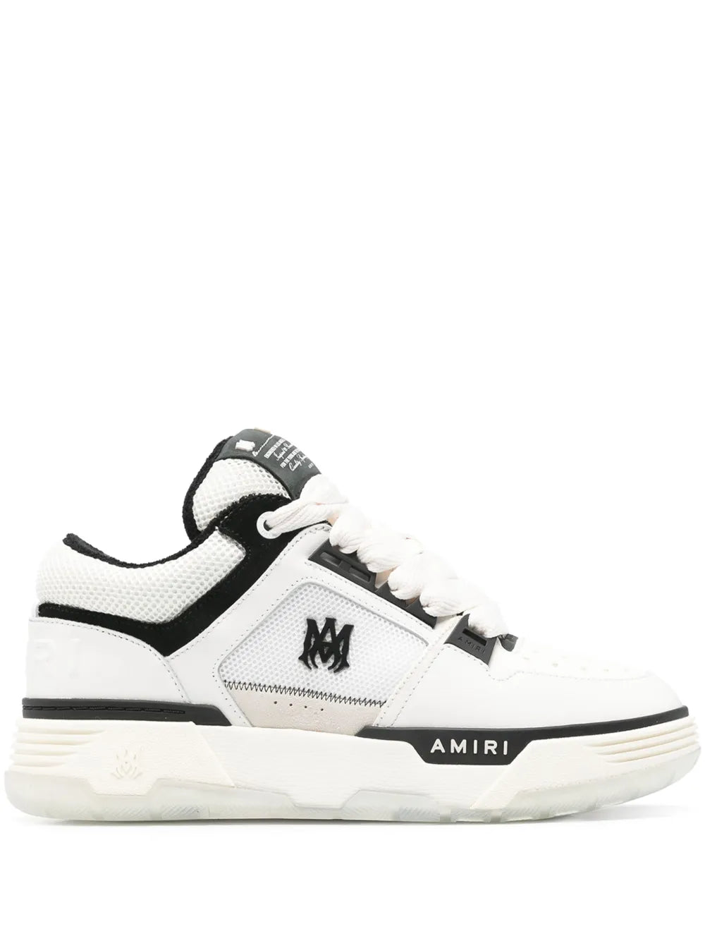 Sneakers 16