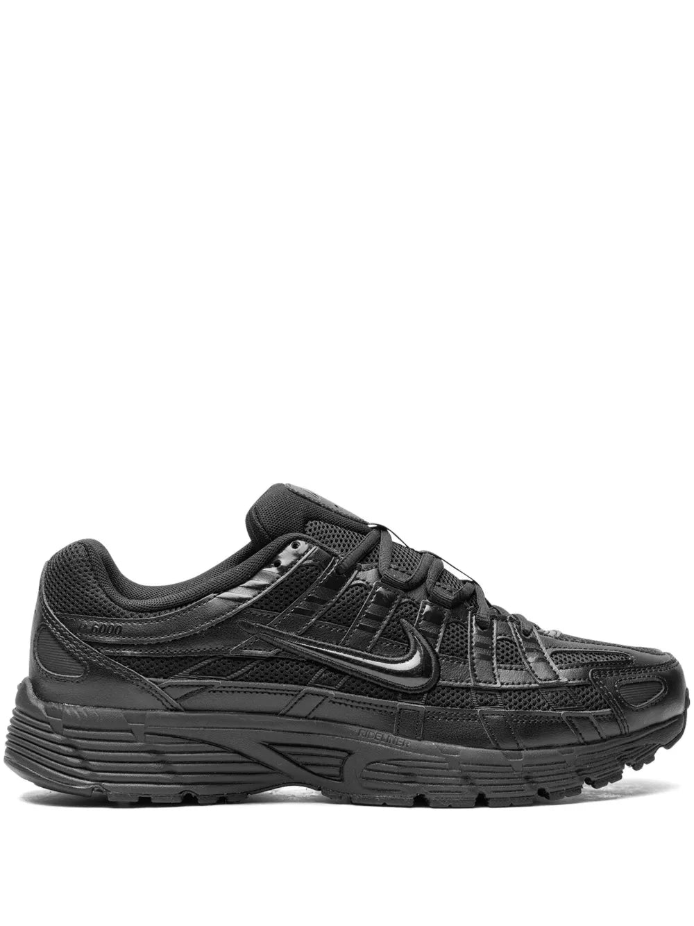 NikeShox Sneakers 24