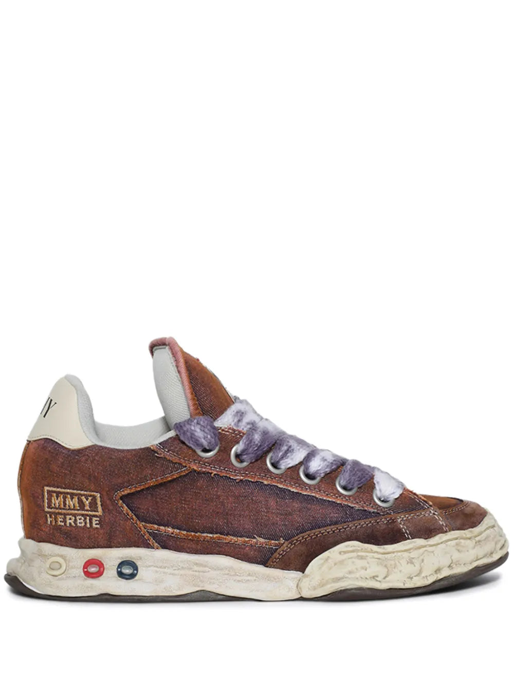 Sneakers 16