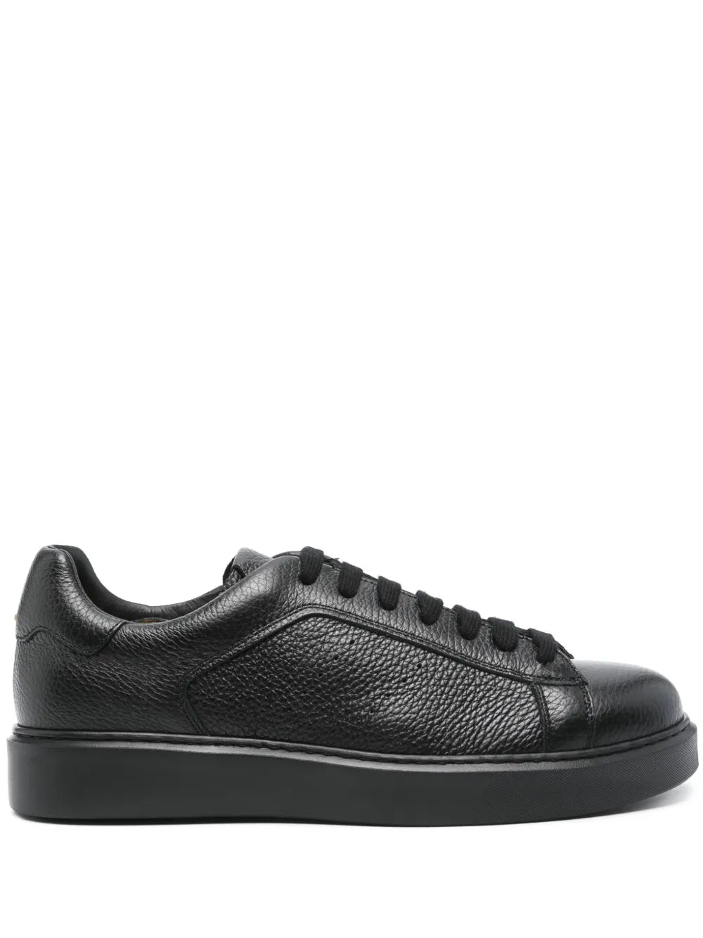 Common Sneakers 11