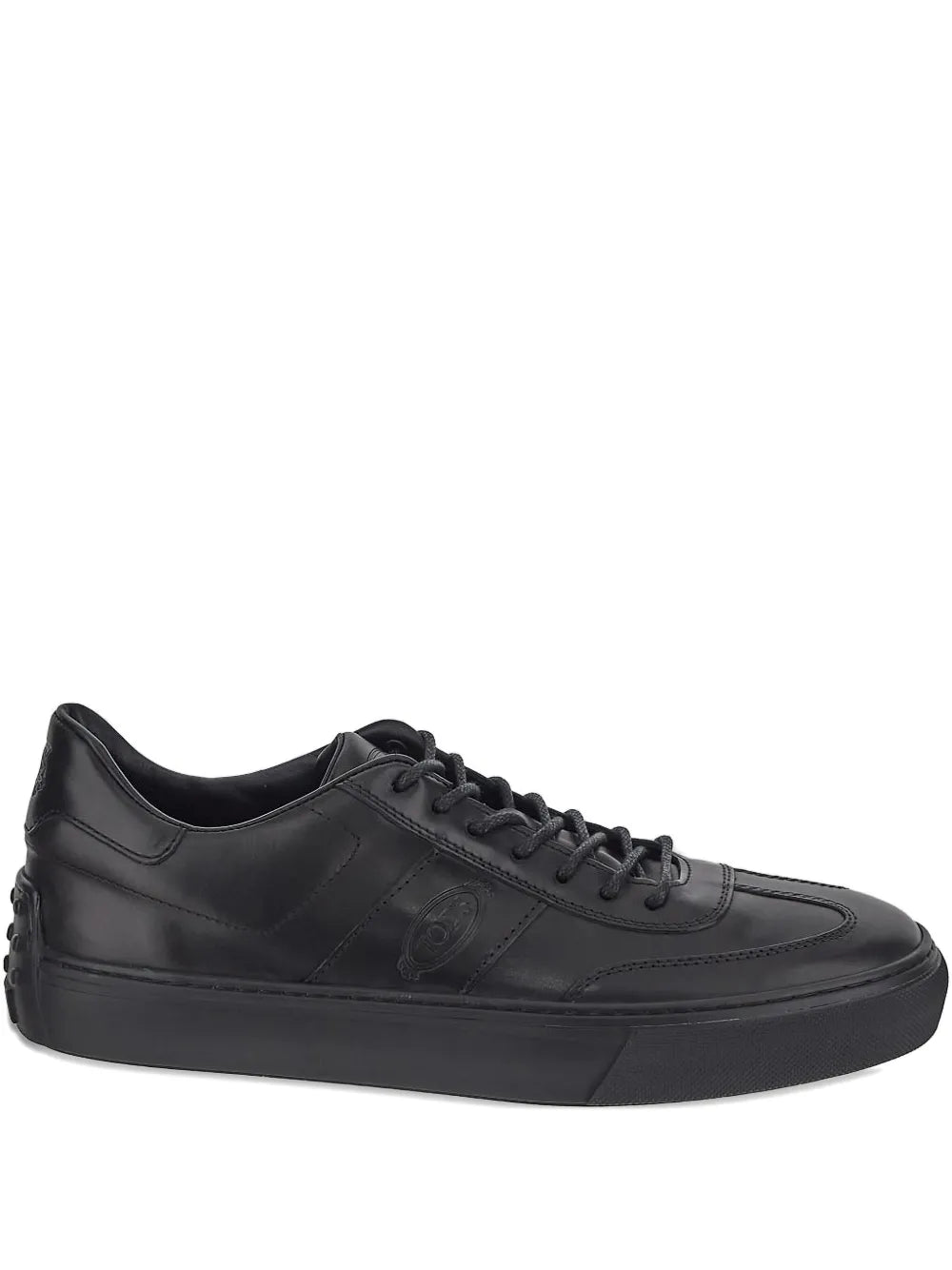 Common Sneakers 16