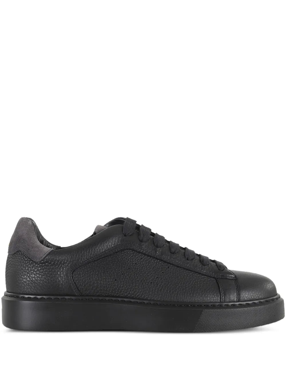 Common Sneakers 14