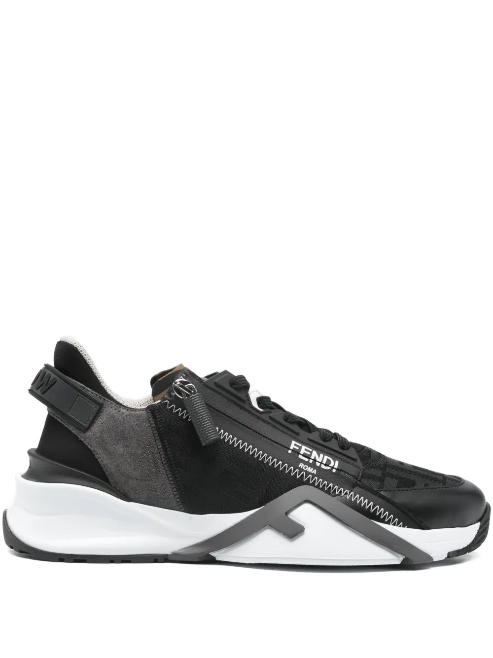 Sneakers 31