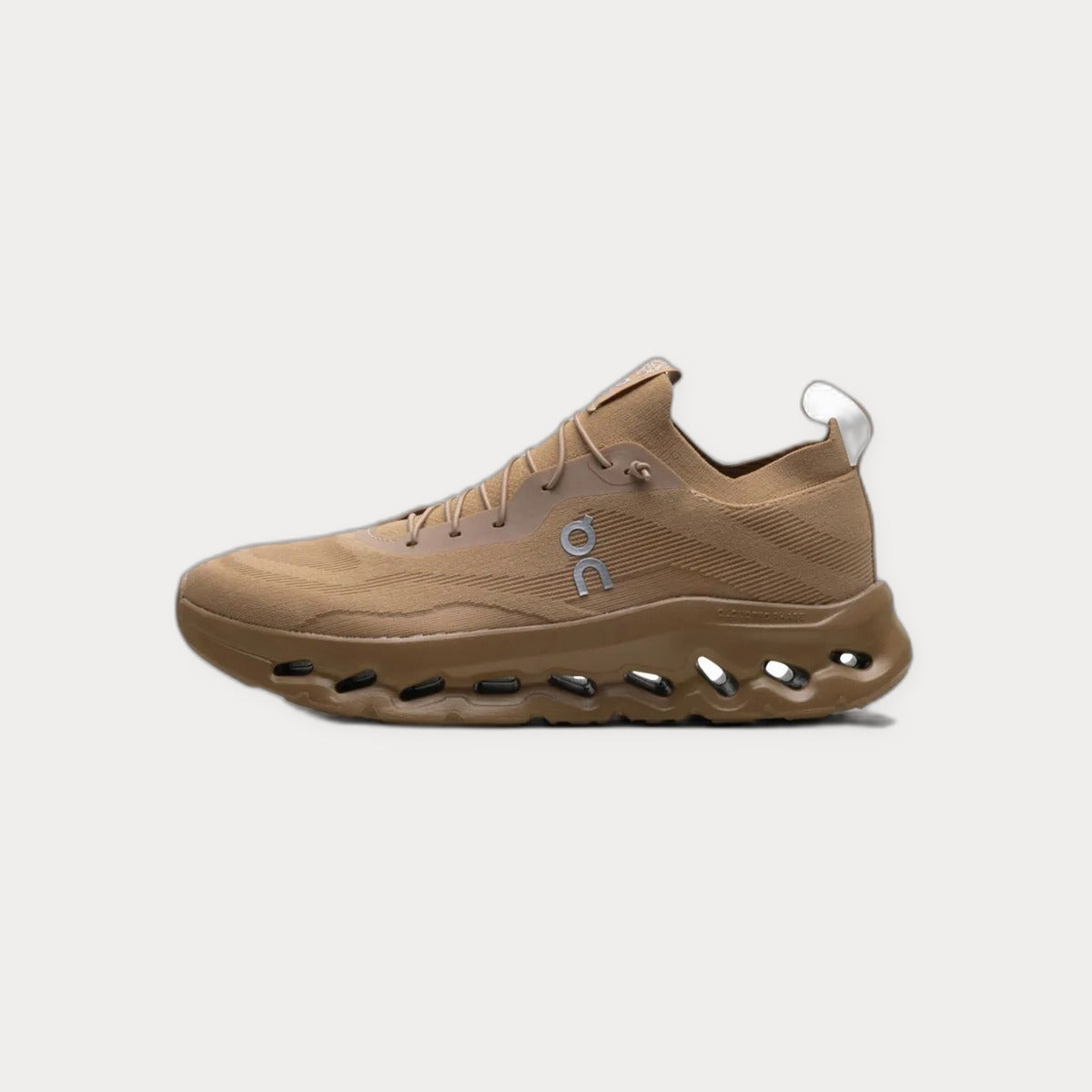 Cloudtilt LOEWE - Dark Sneakers