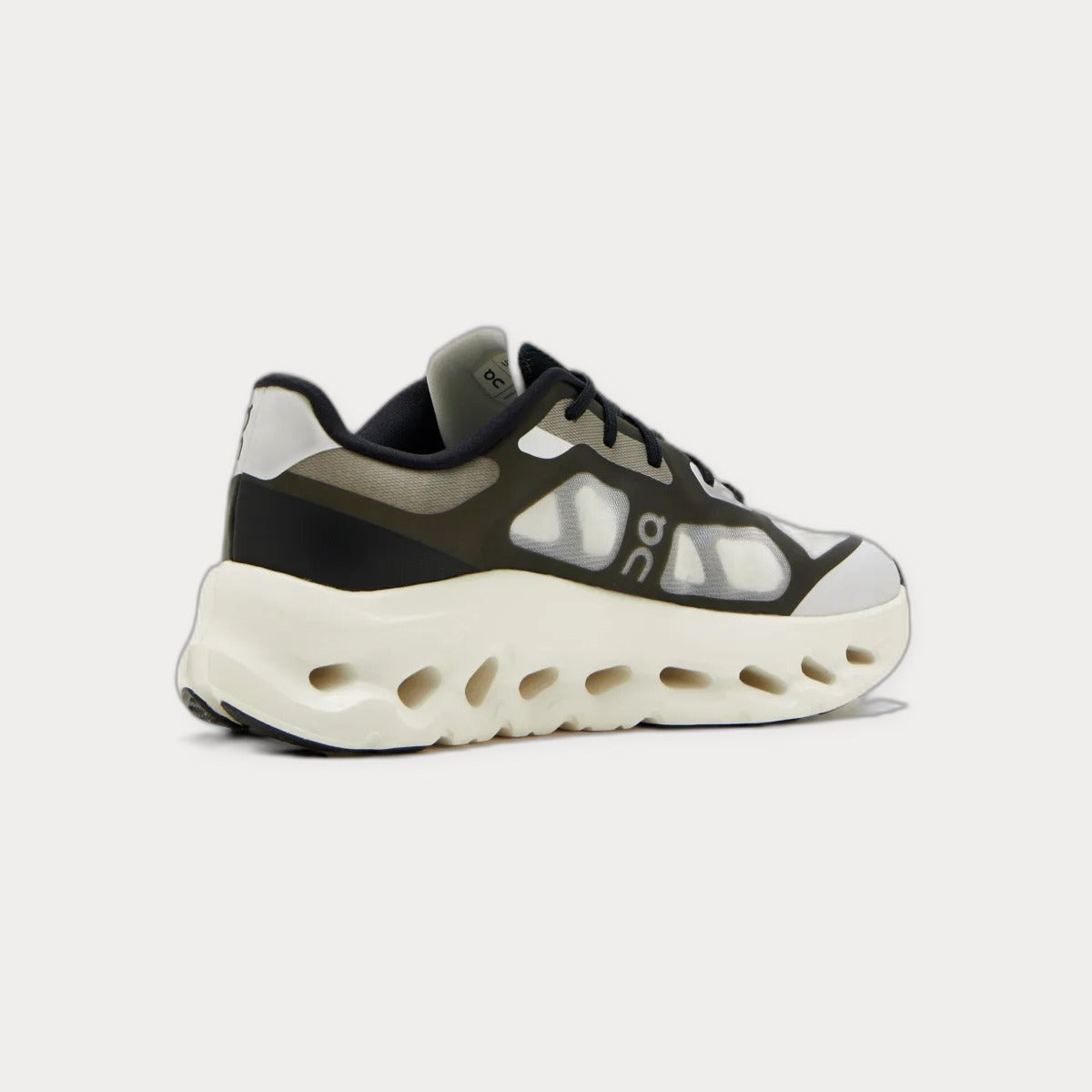 Cloudtilt Remix Logo Lace-Up Sneakers