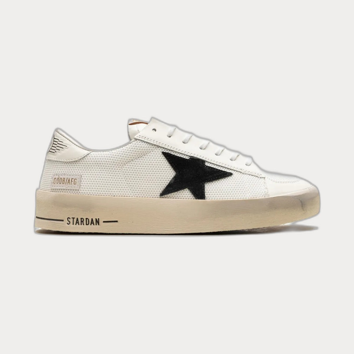 Sneakers 10
