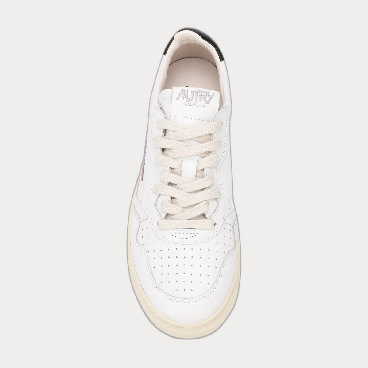 Sneakers 5