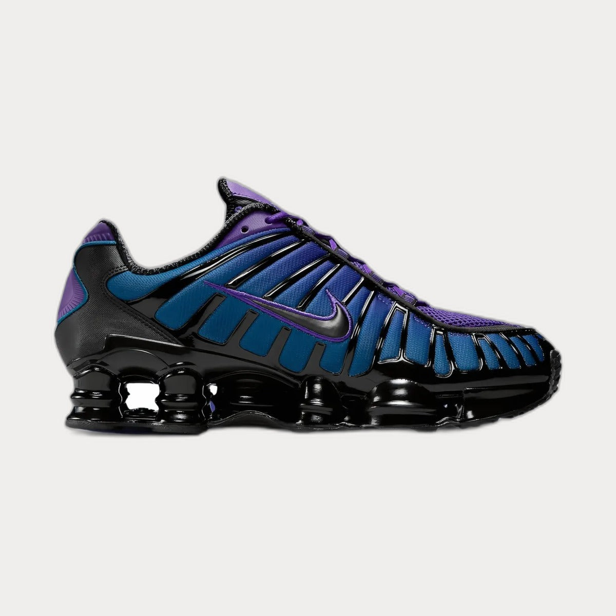NikeShox Sneakers 10