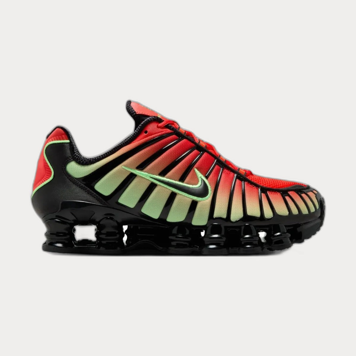 NikeShox Sneakers 9