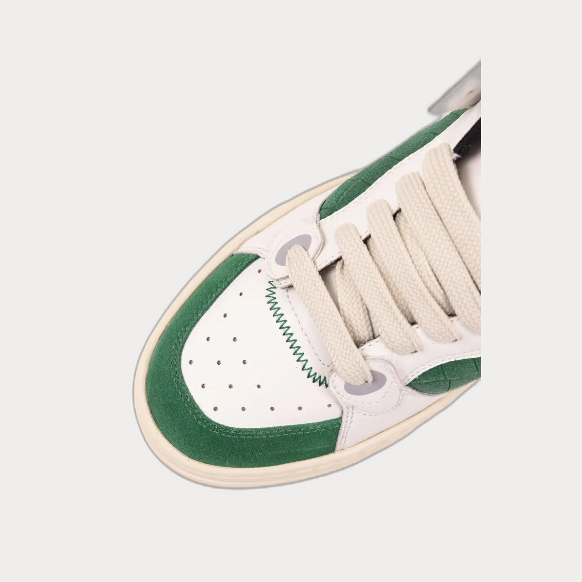 Sneakers 6
