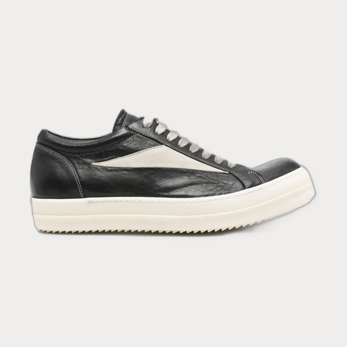 Low-Top Sneakers Black