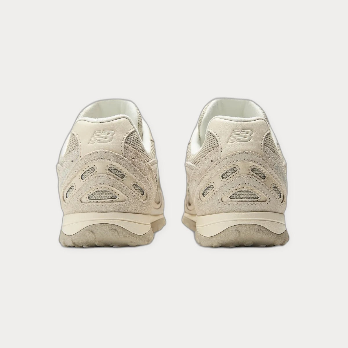 New Balance Sneakers Neutrals