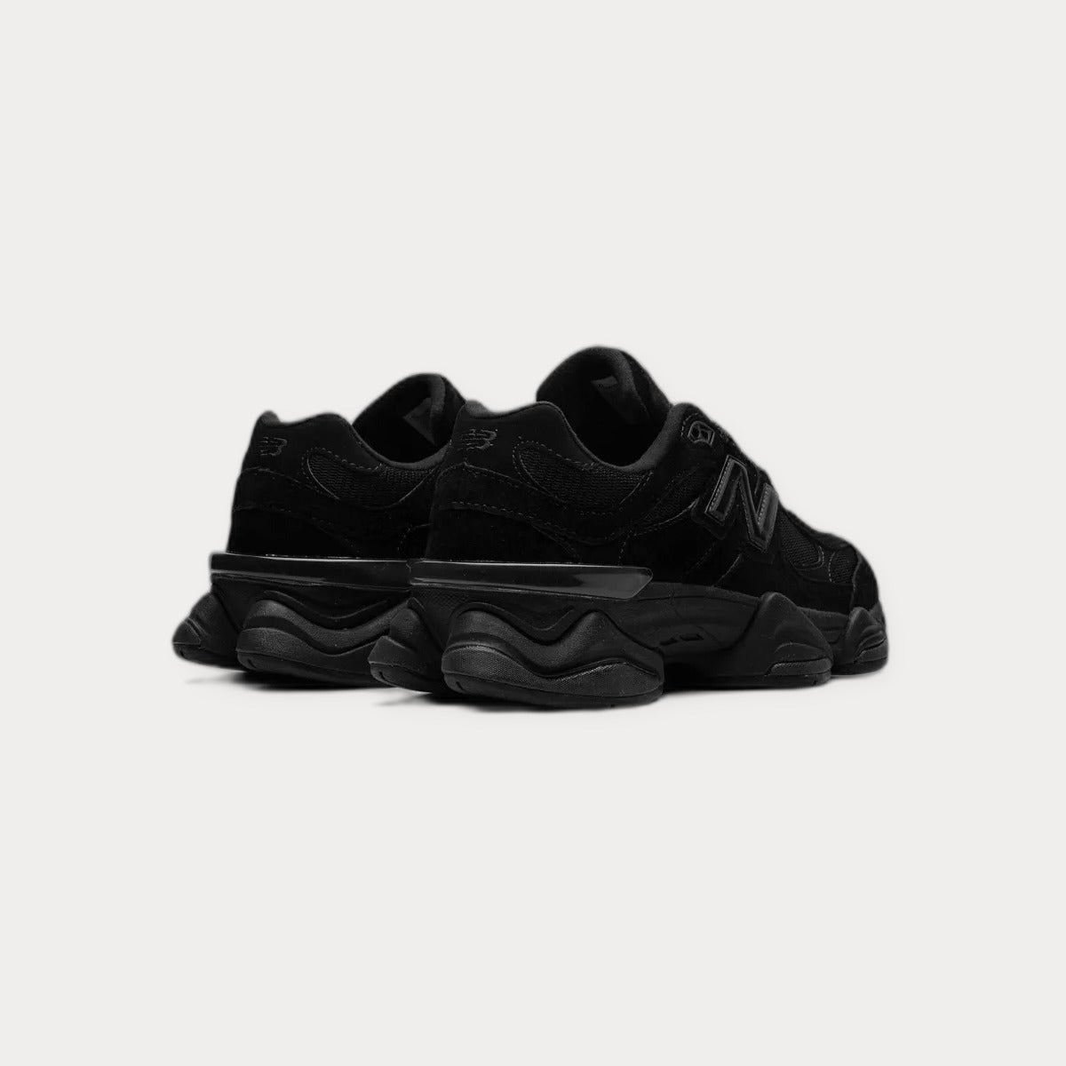New Balance Sneakers Black